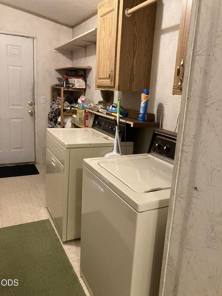 Photo of 16985 Whittier Drive 19 of 25
