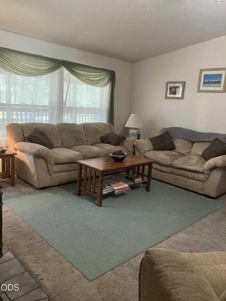 Photo of 16985 Whittier Drive 11 of 25
