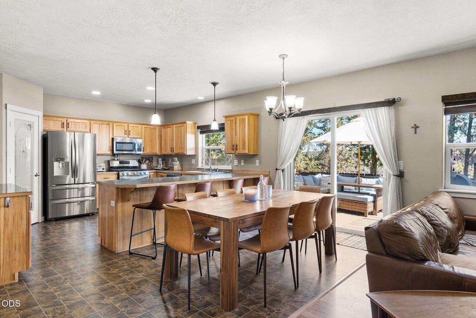 Photo of 2958 NW 19th Street 10 of 38
