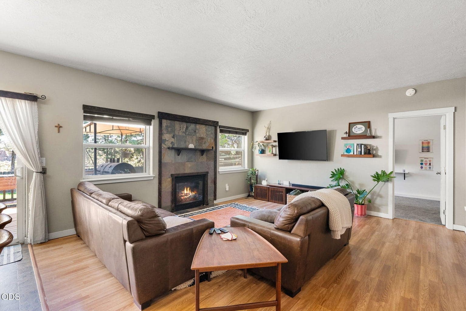 Photo of 2958 NW 19th Street 12 of 38