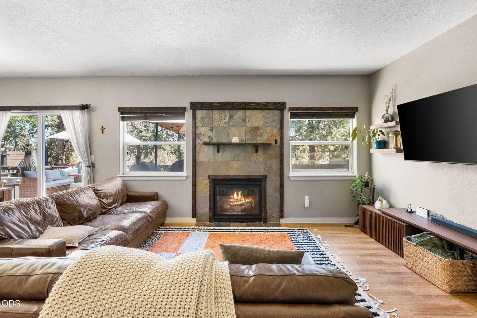Photo of 2958 NW 19th Street 13 of 38