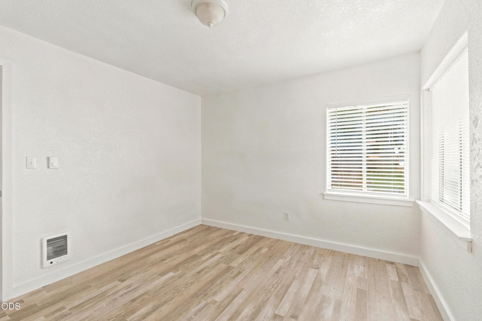 Complete Main Unit 1 Bedroom