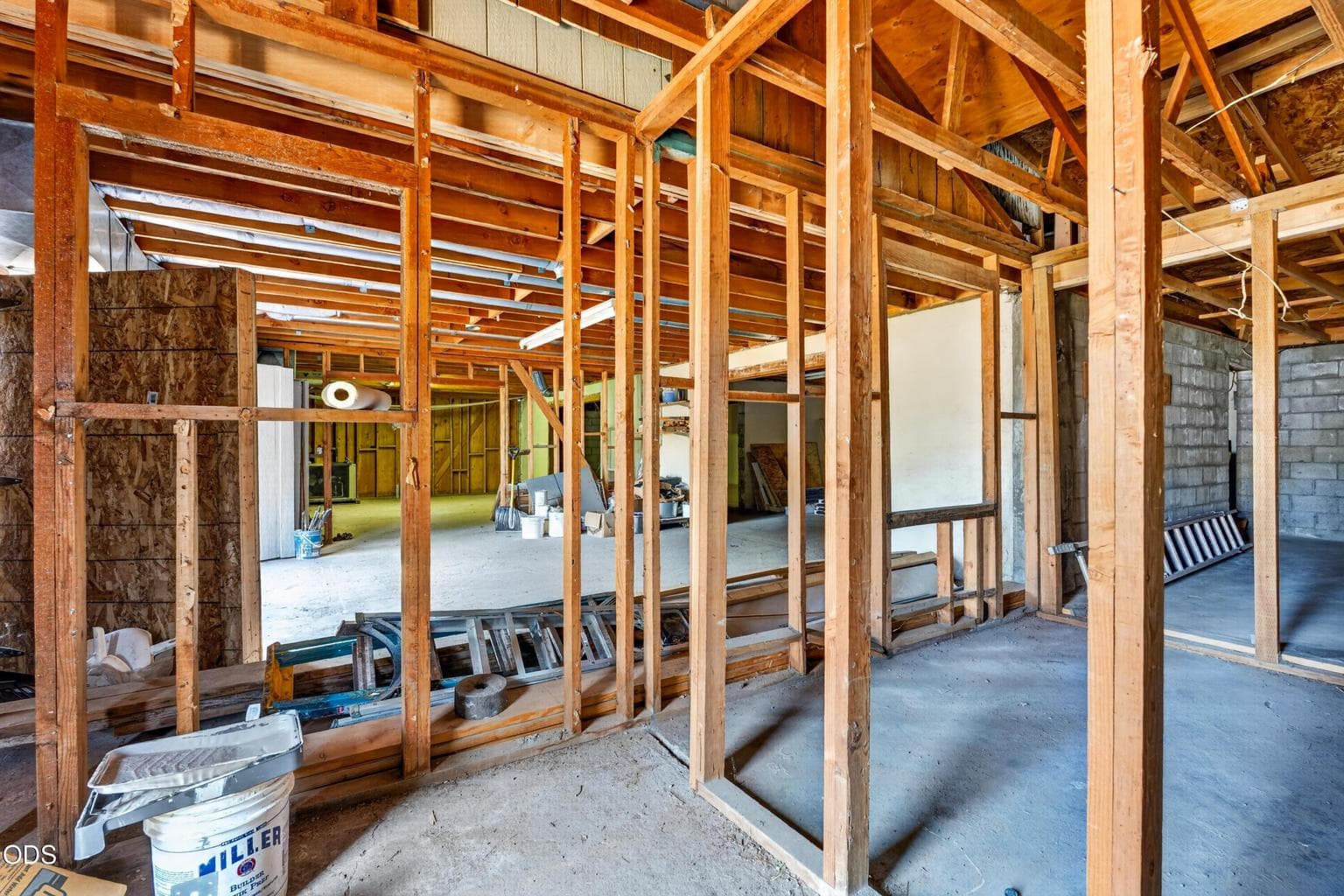 Upstairs potential unit 2