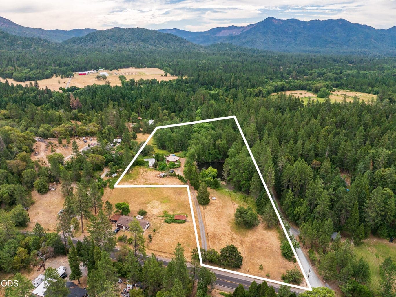 Photo of 10216 Evans Creek 4 of 39
