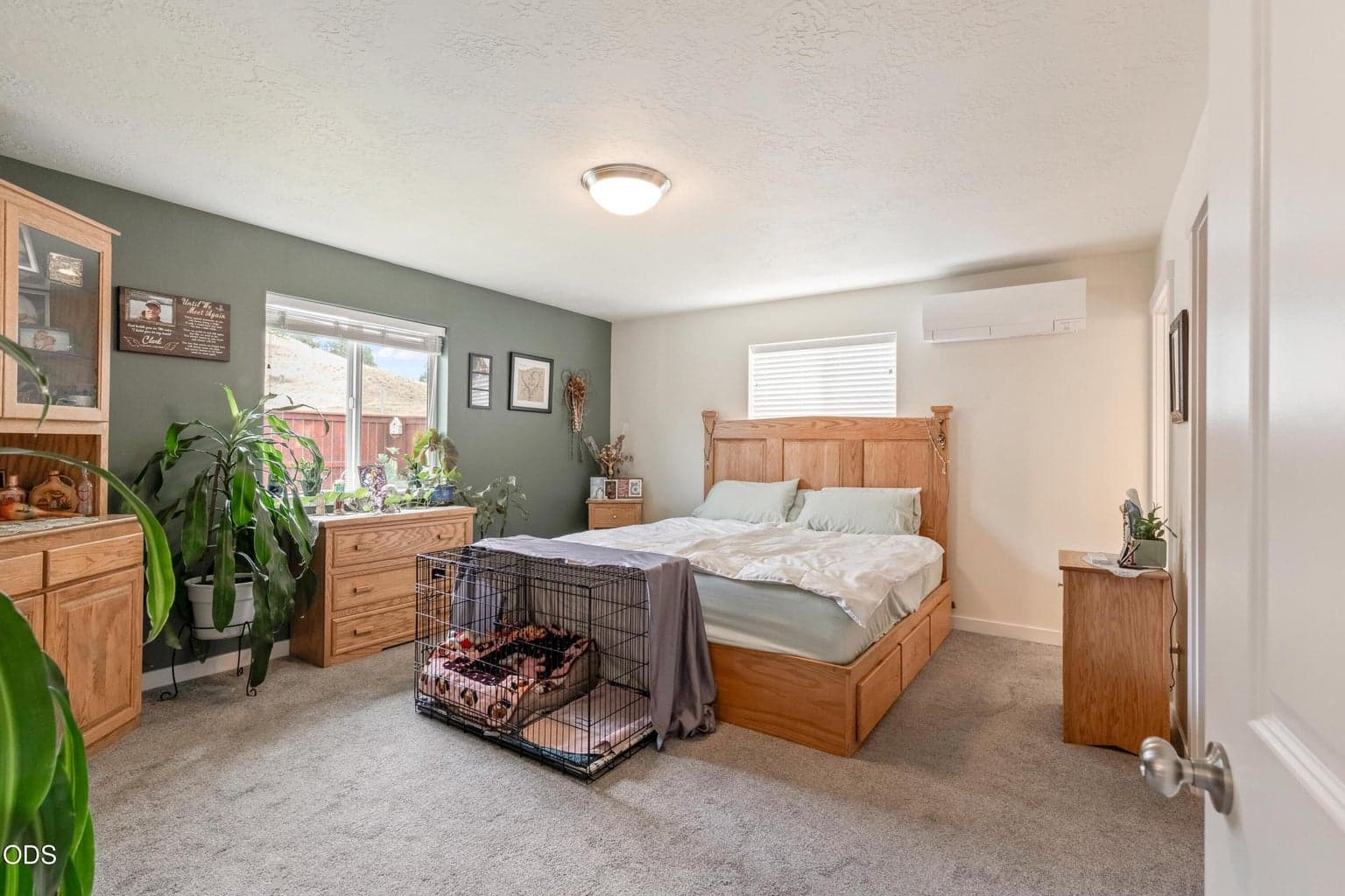 Photo of 1017 NE Crista Court 12 of 23