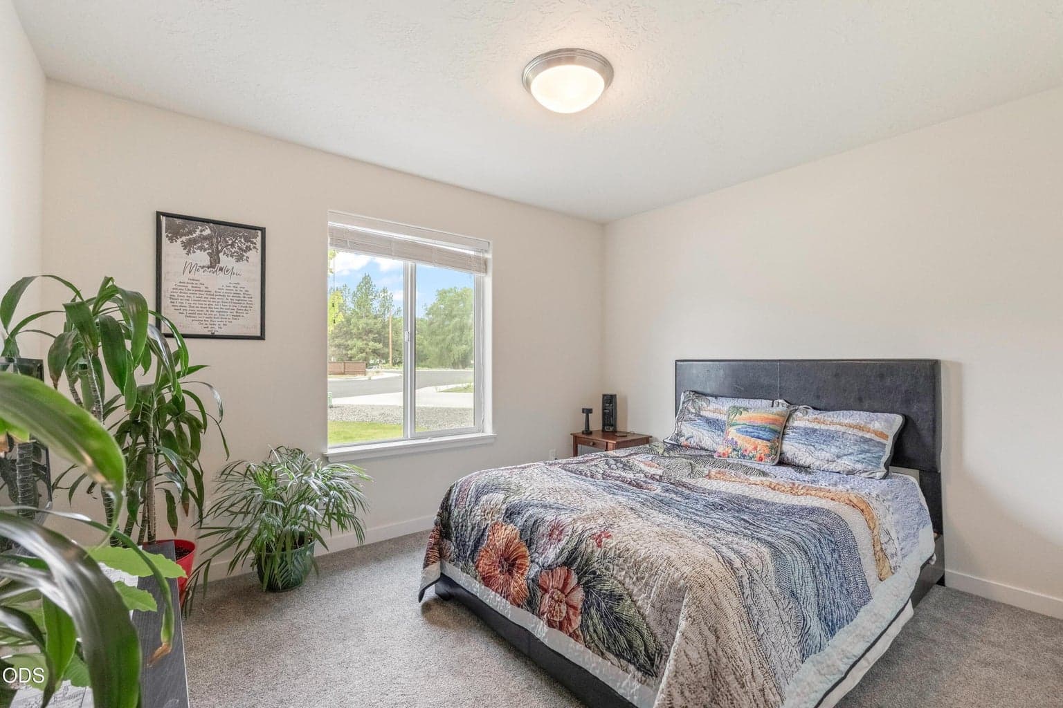 Photo of 1017 NE Crista Court 15 of 23