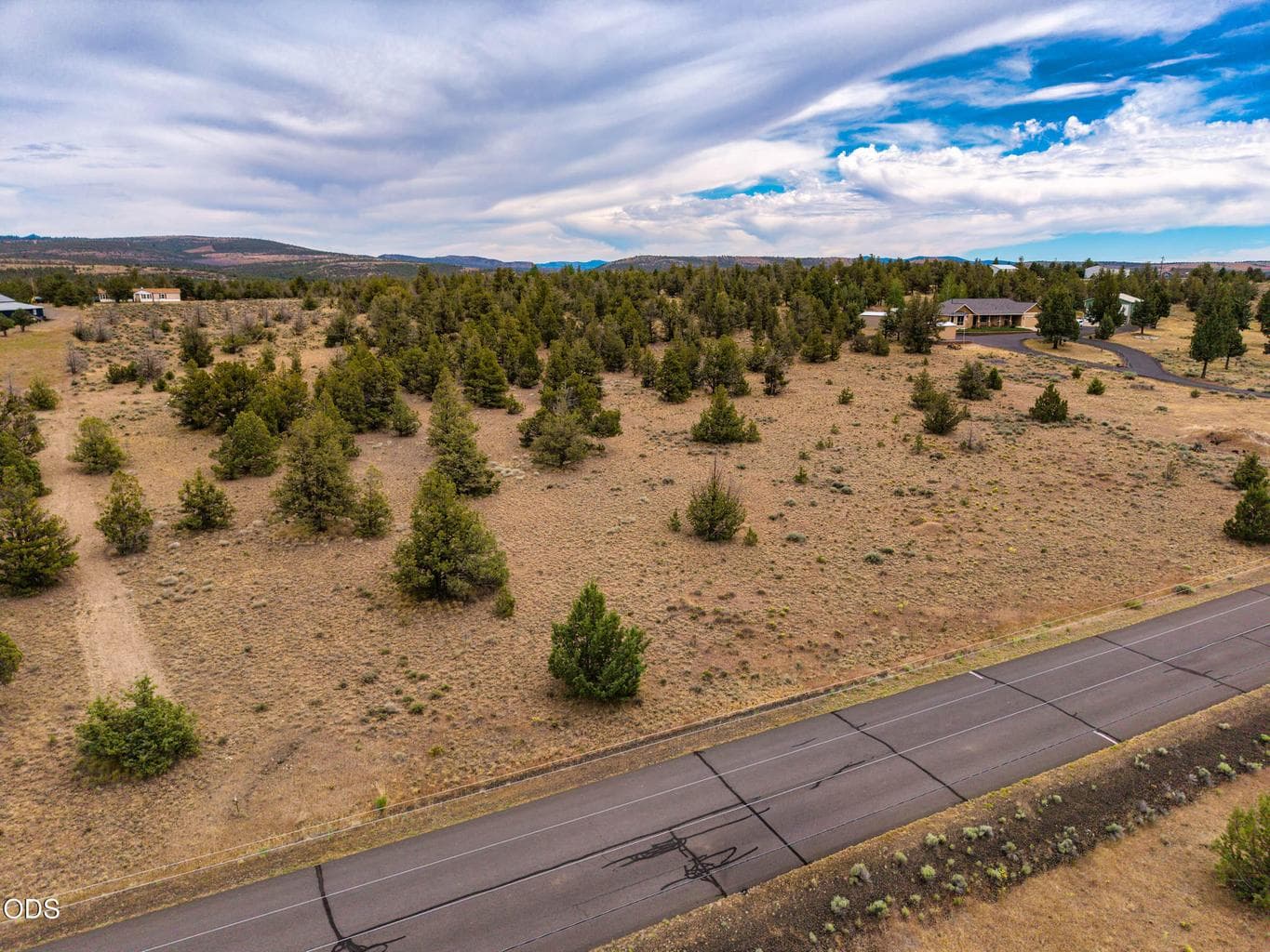 Photo of 10388 Ridgeview Road 27 of 27