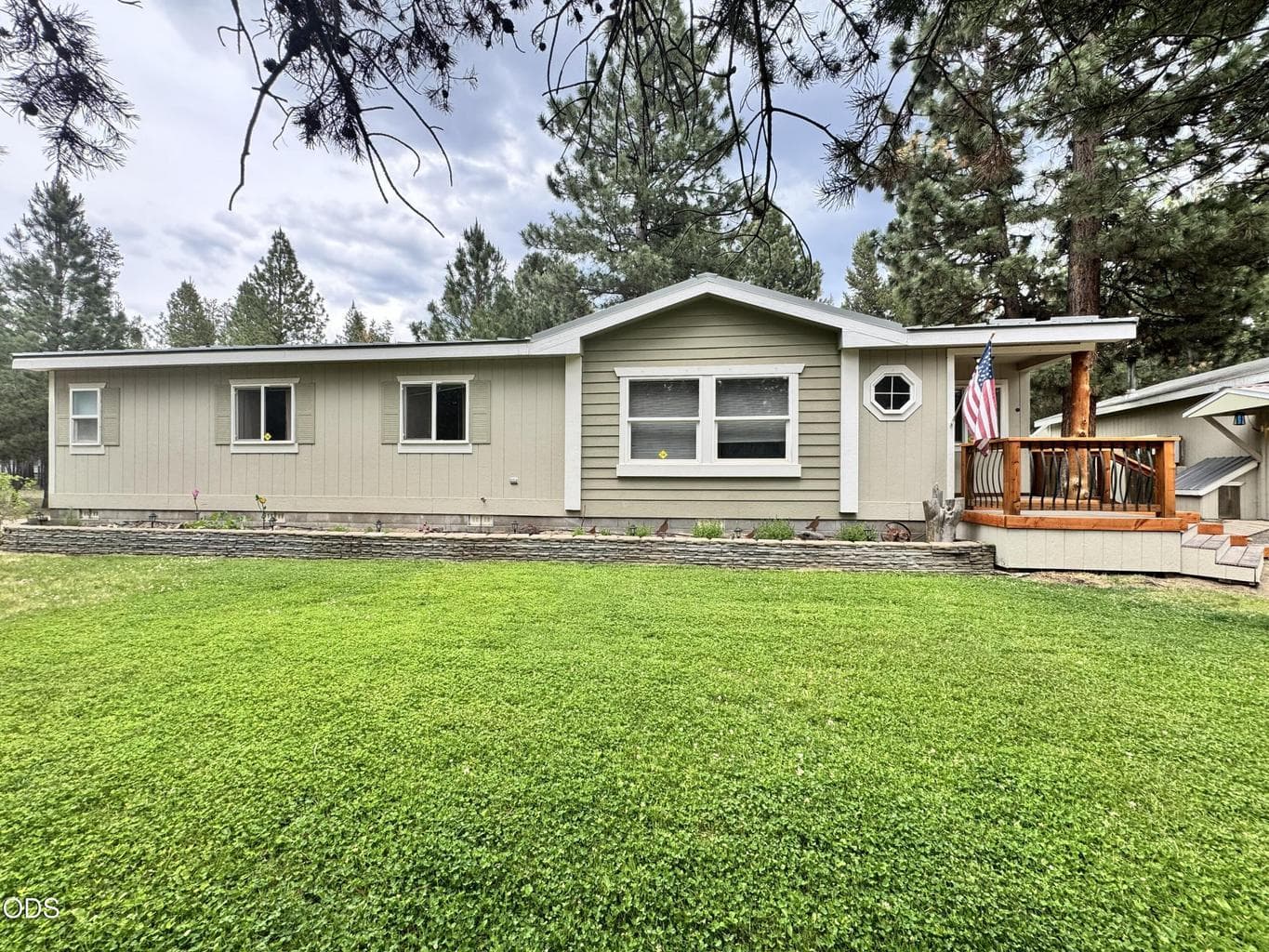 Photo of 52606 Mete 1 of 40