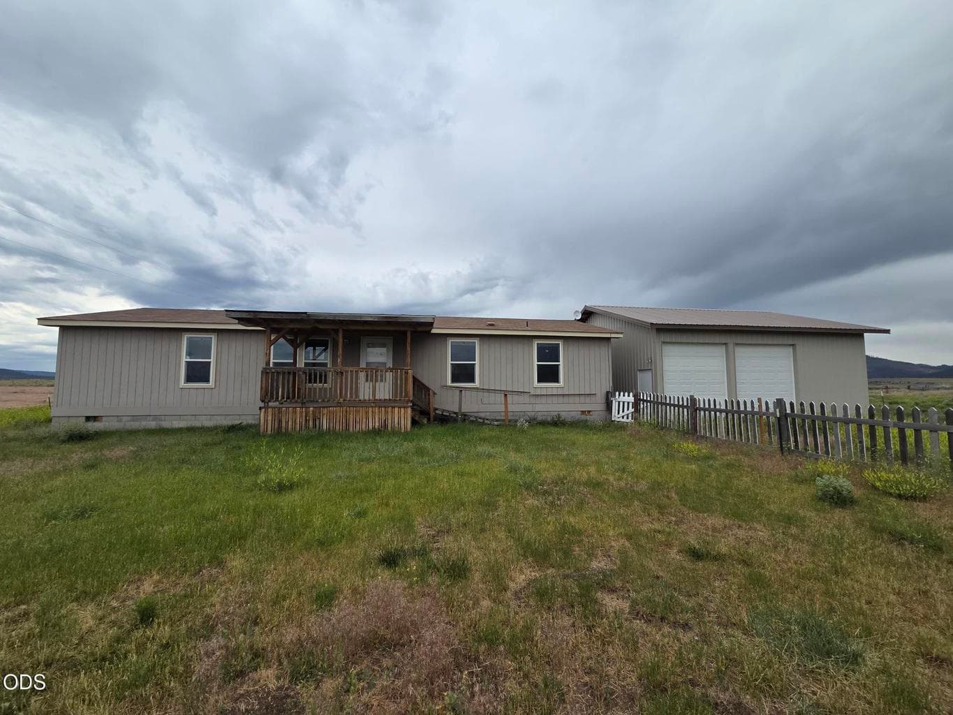 Photo of 91942 Highway 140 2 of 25