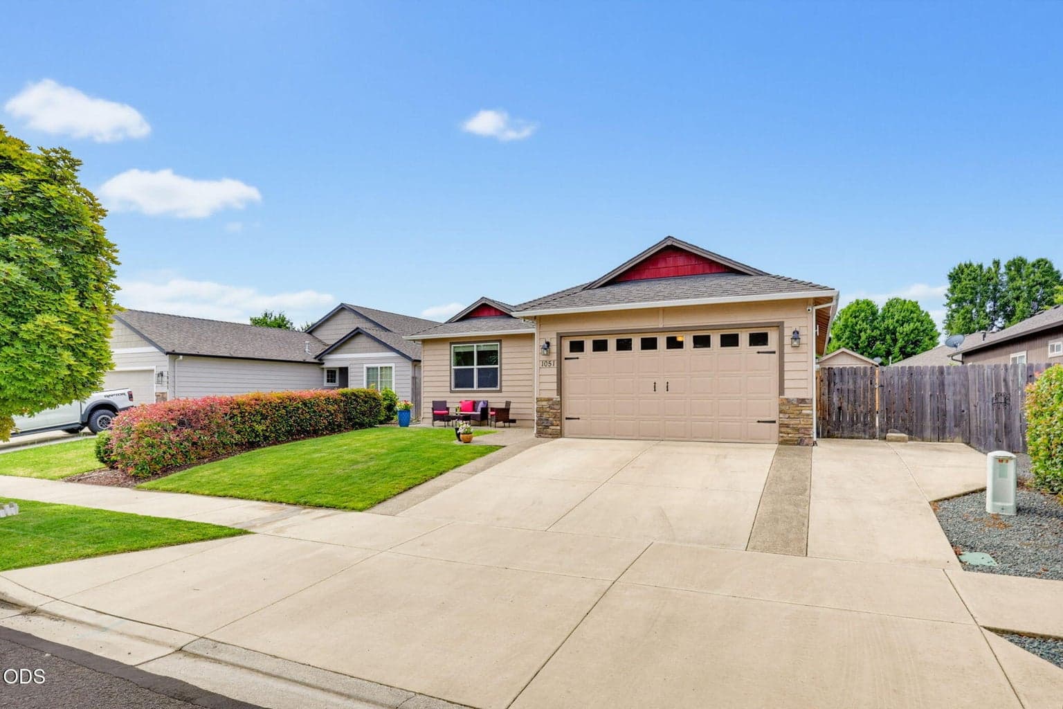 Photo of 1051 Compton 1 of 29