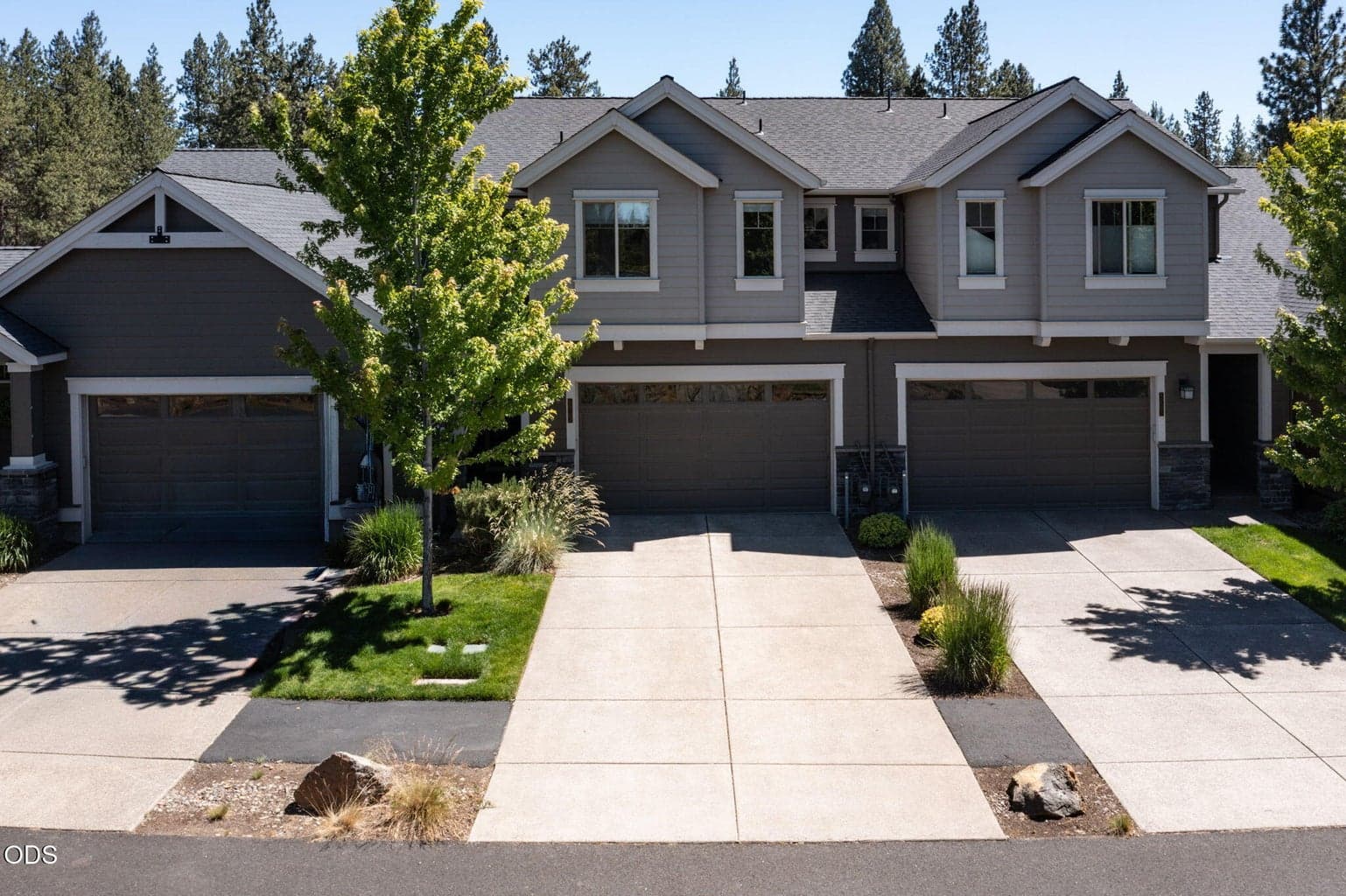 Photo of 60507 Hedgewood 3 of 50