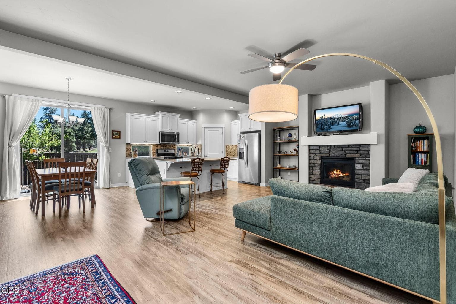 Photo of 60507 Hedgewood 22 of 50