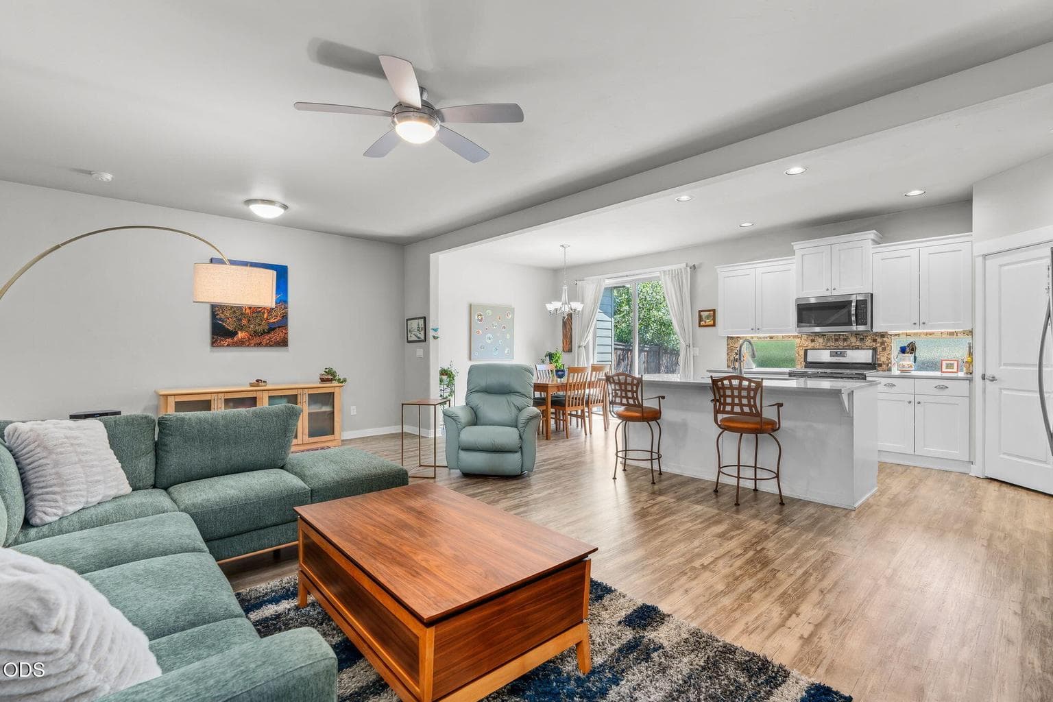 Photo of 60507 Hedgewood 23 of 50