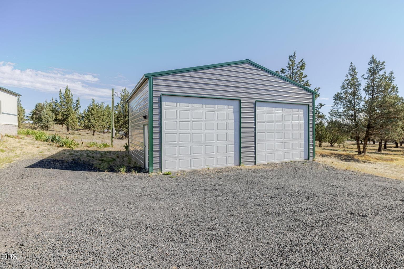 Photo of 8628 SW Crater Loop Road 21 of 27