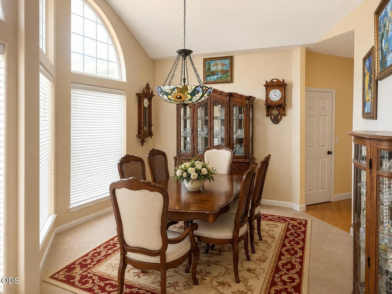 Photo of 3409 Creek View 4 of 5