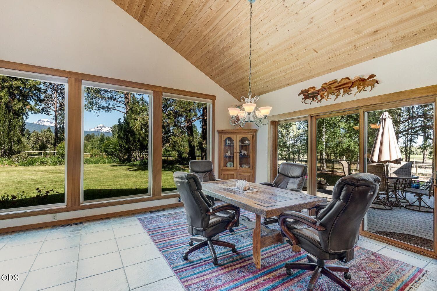 Photo of 64464 Collins Road 19 of 57