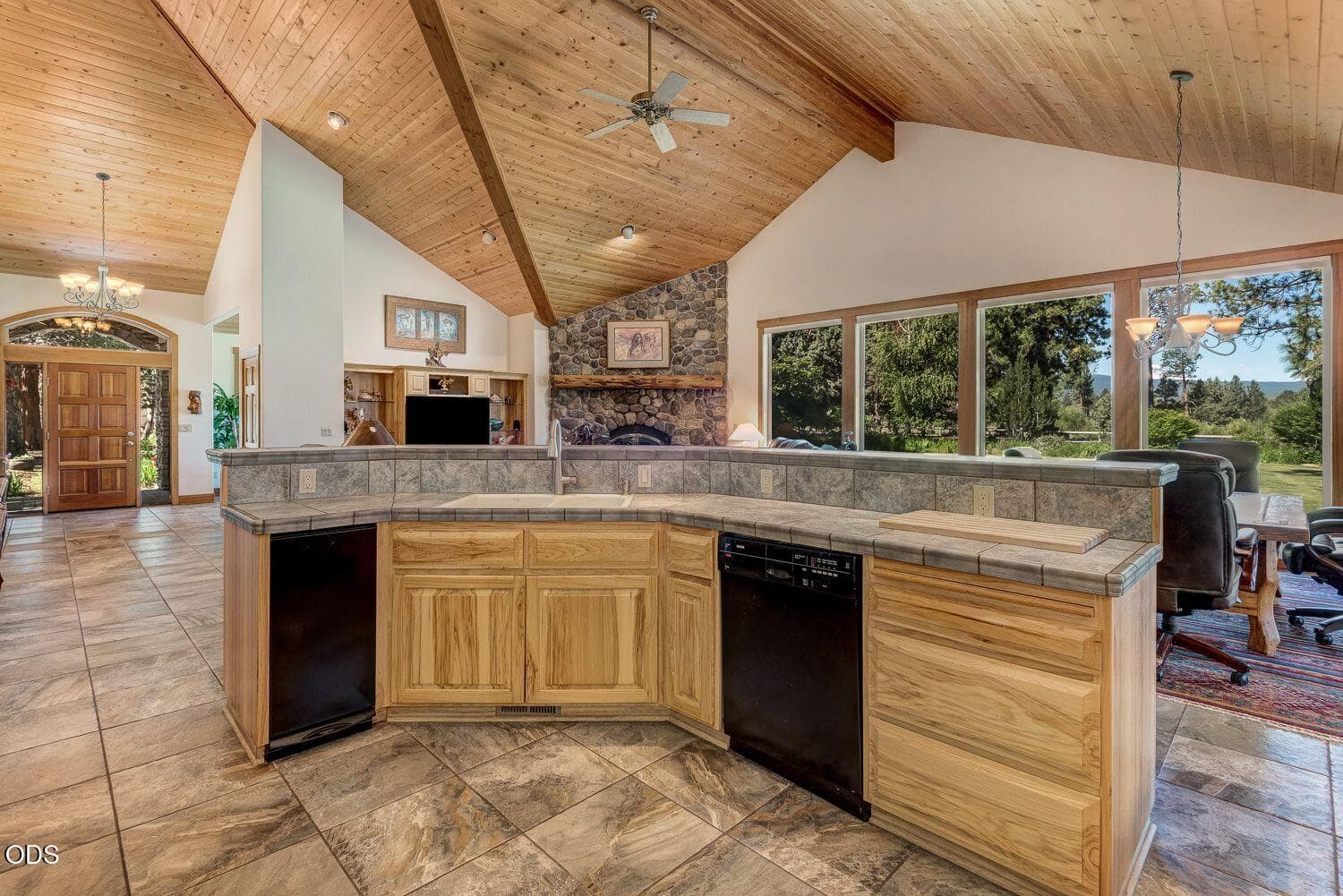 Photo of 64464 Collins Road 13 of 57