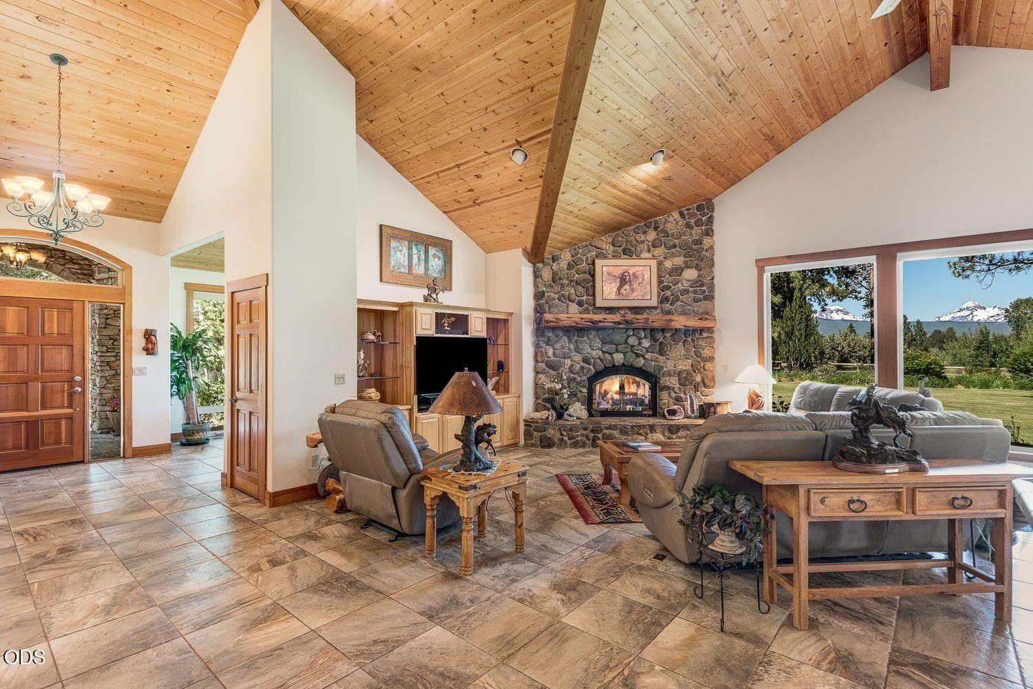 Photo of 64464 Collins Road 7 of 57