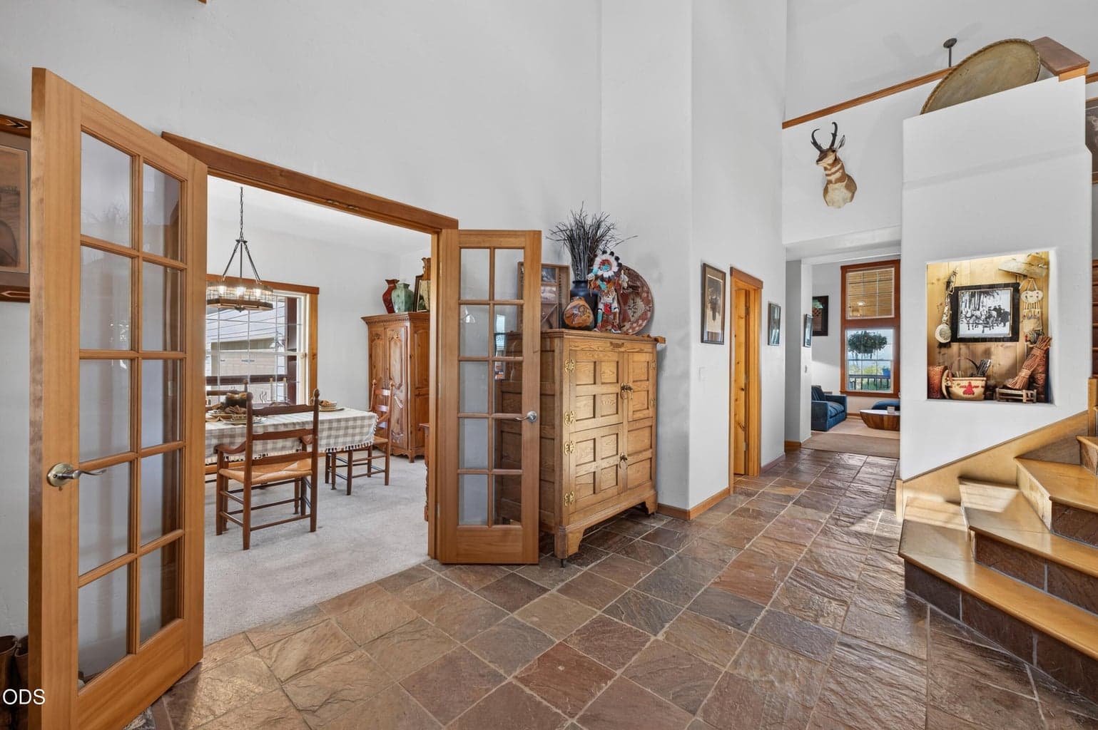 Photo of 15555 Hahlen 4 of 66