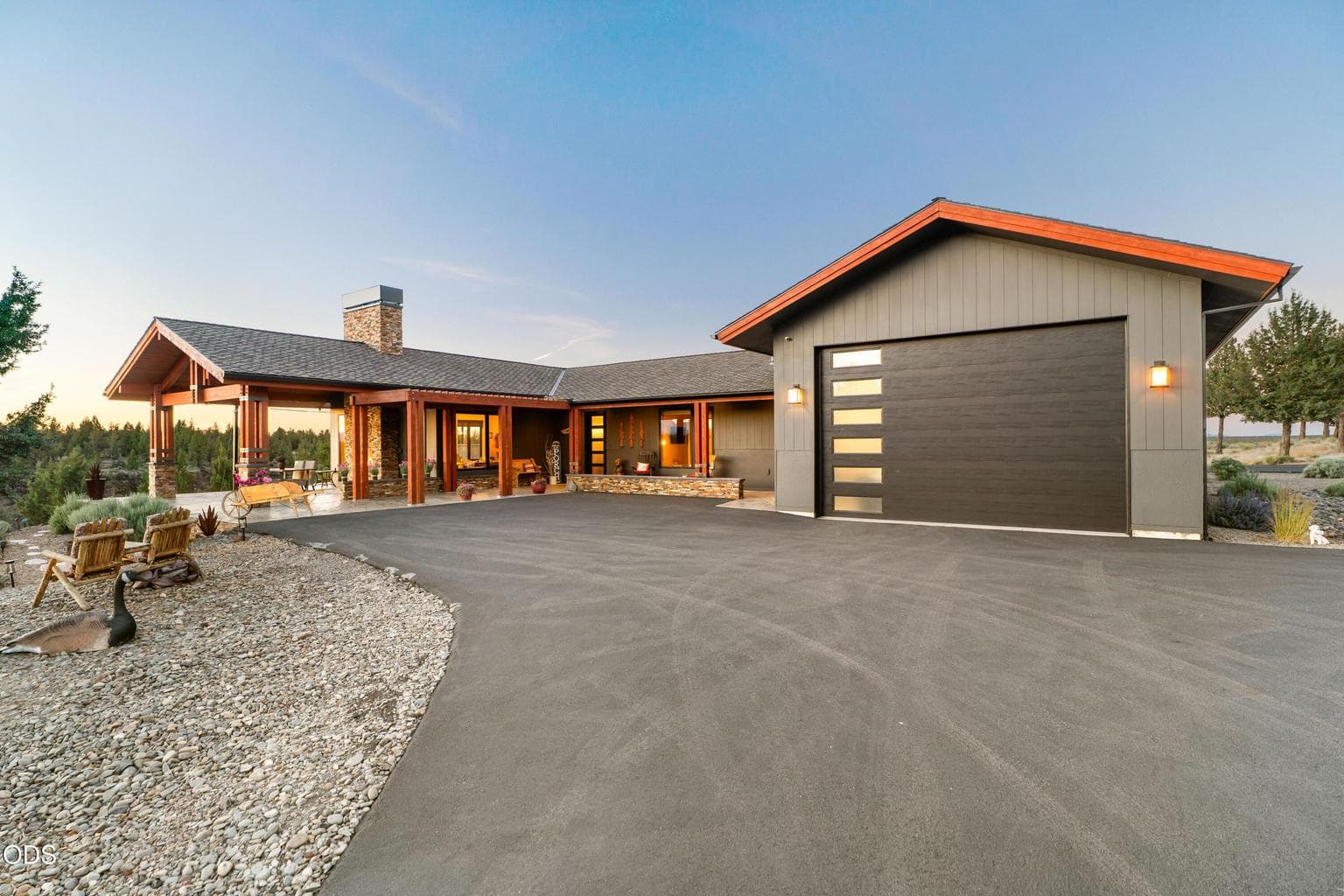 Photo of 17771 Warrin 5 of 105
