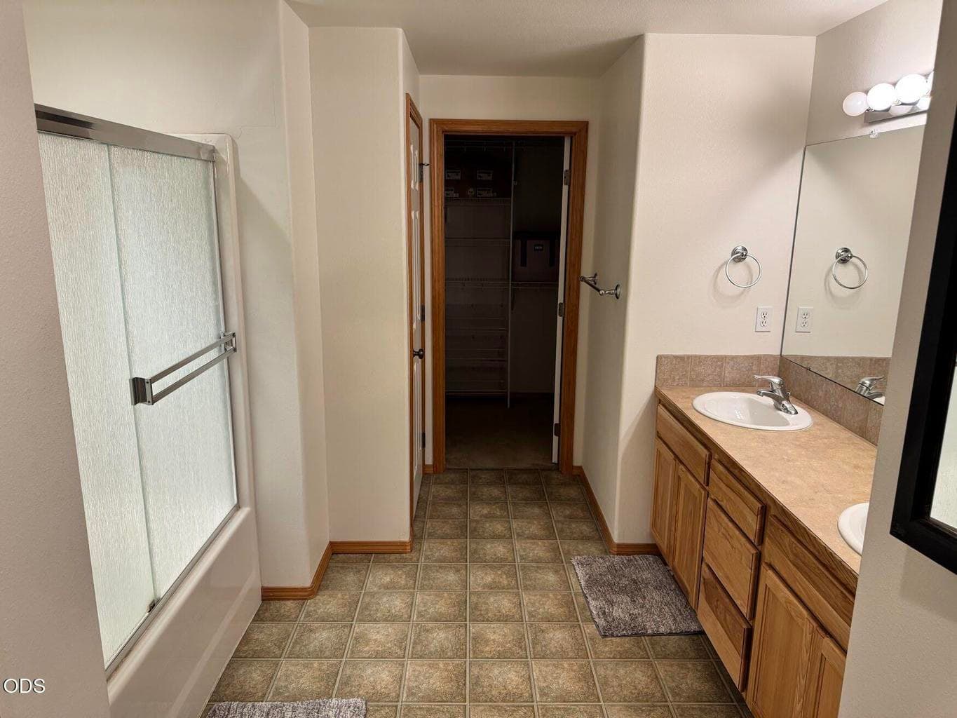 Photo of 3028 SW Indian Place 21 of 30