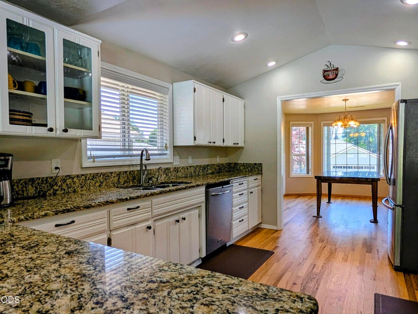Photo of 2749 Brookside 4 of 30