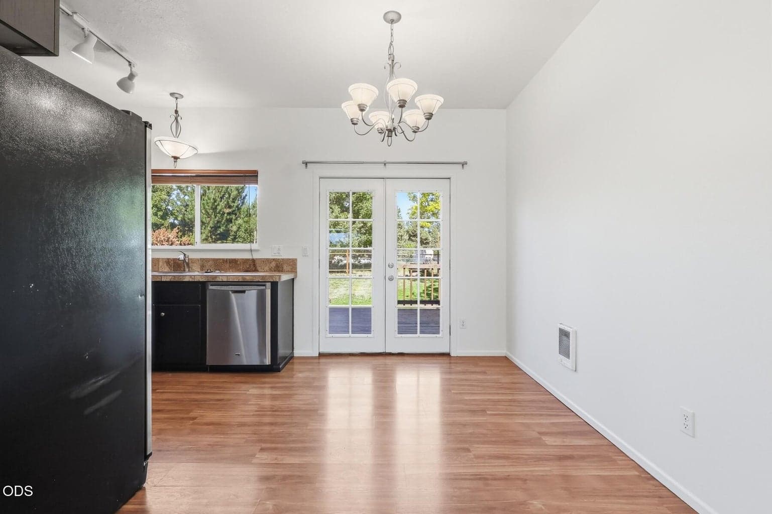 Photo of 1810 SW 27th Street 15 of 65