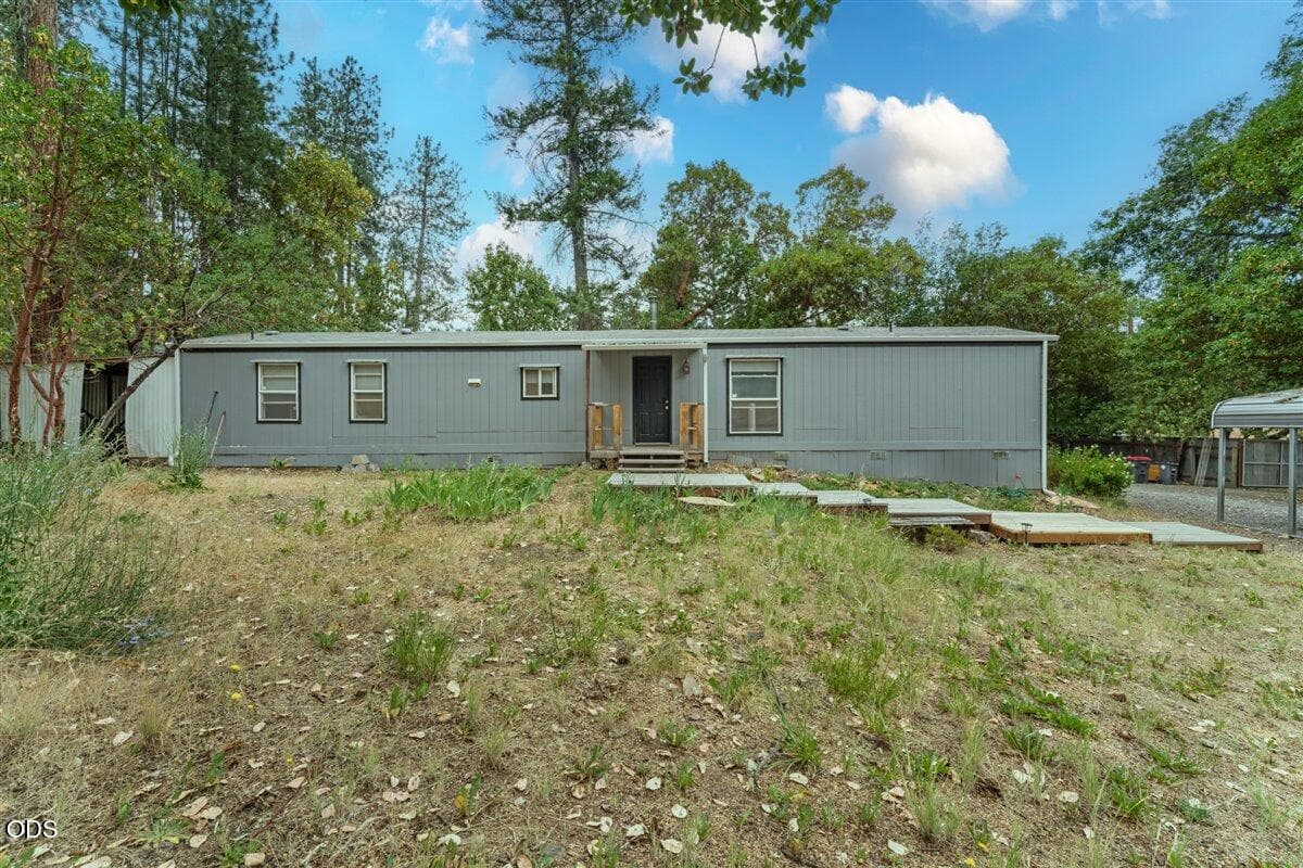 Photo of 491 Upper Applegate 2 of 26