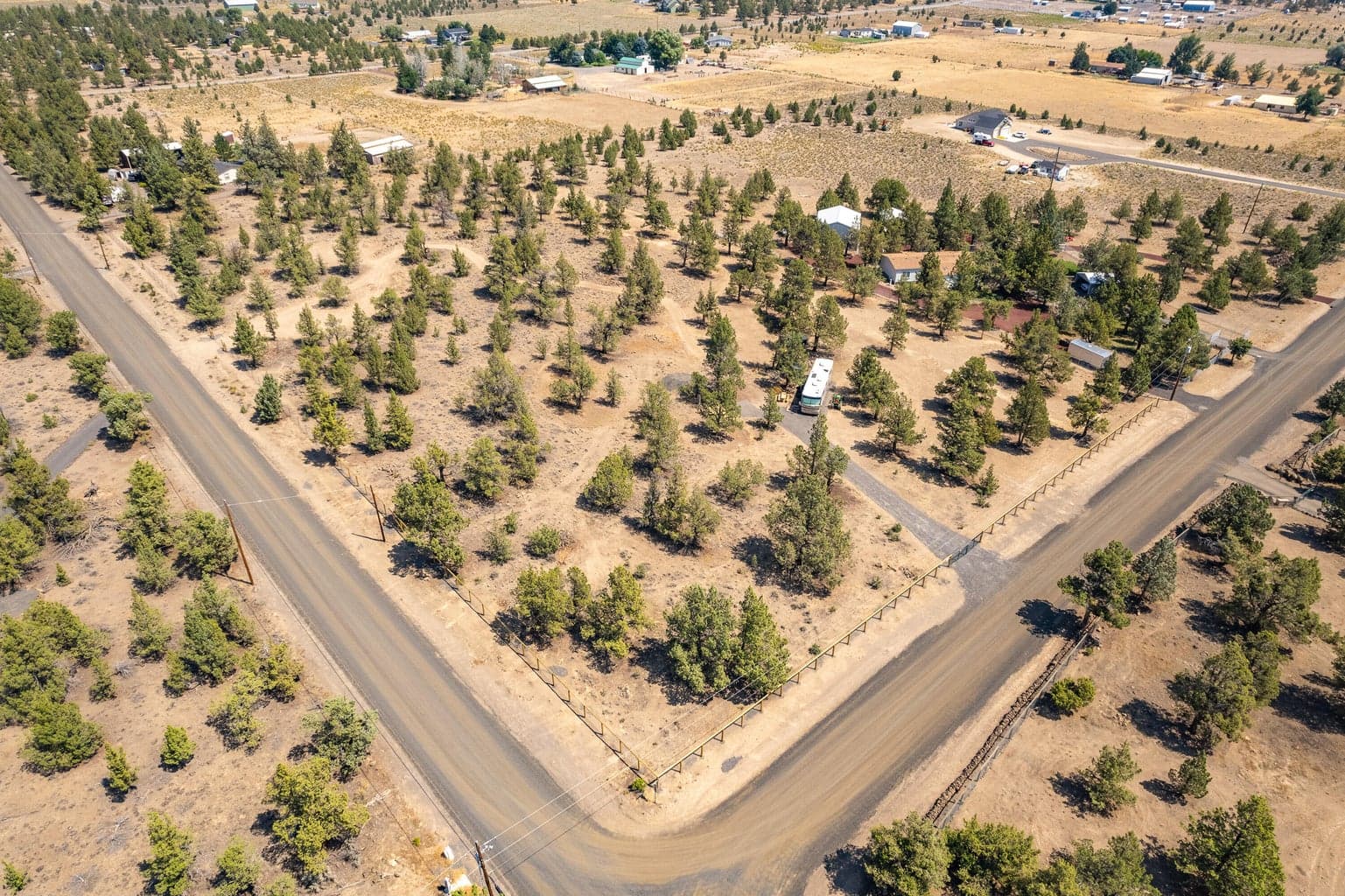 Photo of SW Sparrow Drive 13 of 16