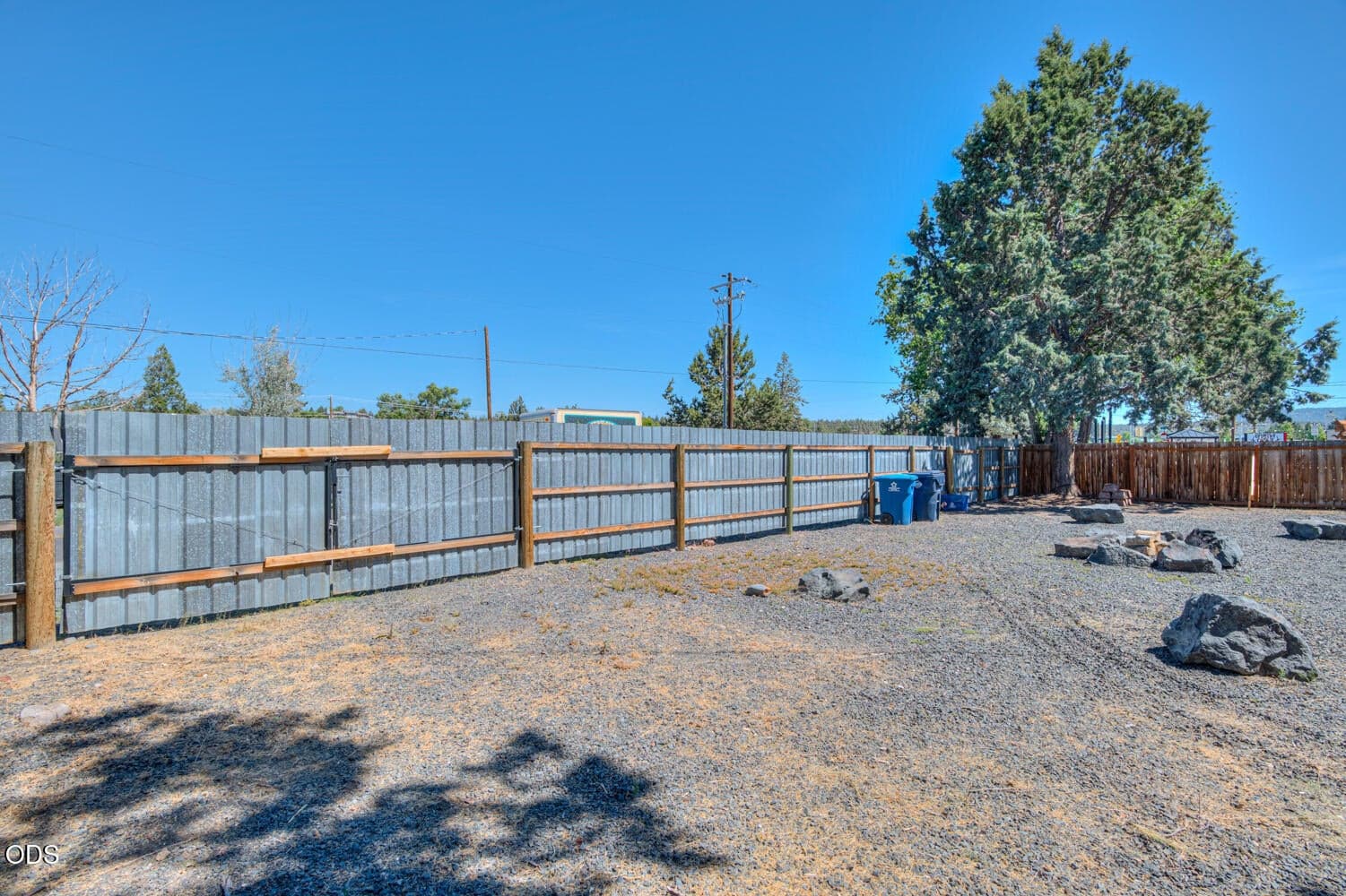 Photo of 64661 Bruce Avenue 27 of 35