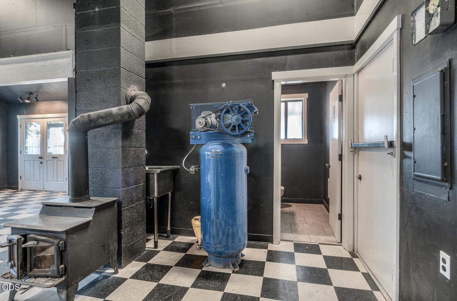Photo of 64661 Bruce Avenue 35 of 35