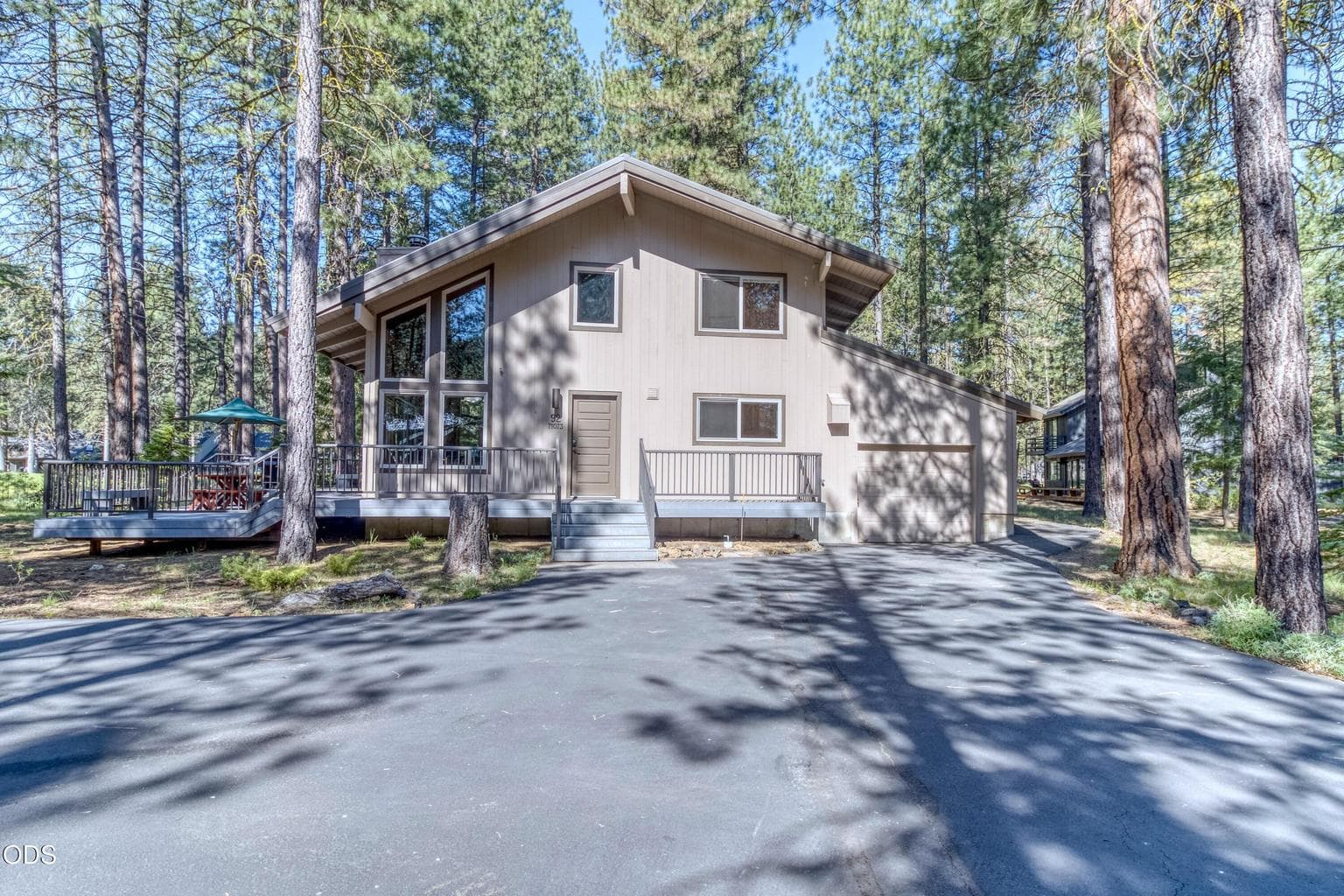 Photo of 71073 Bracken Lane 3 of 30