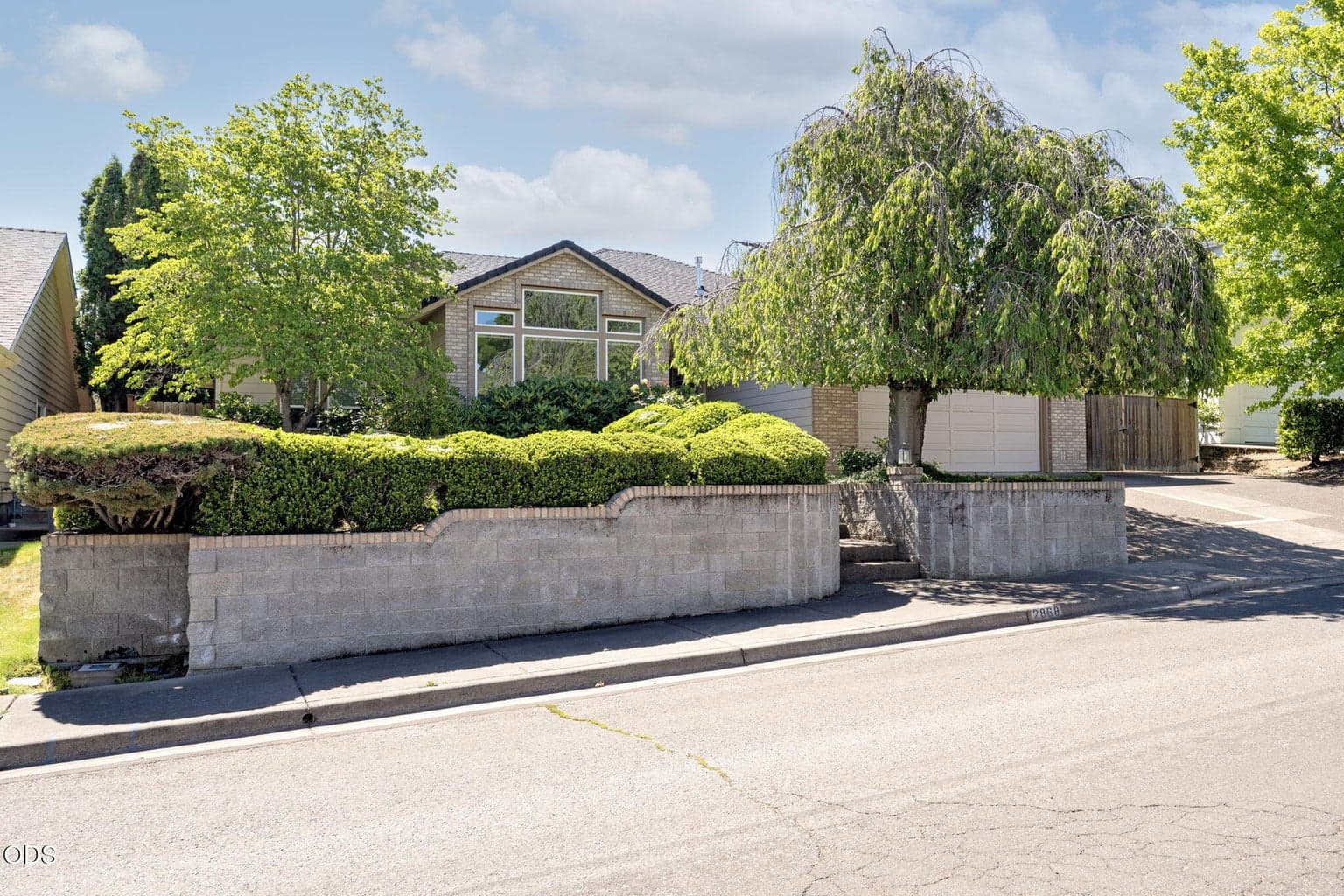 Photo of 2868 Wilkshire 1 of 1
