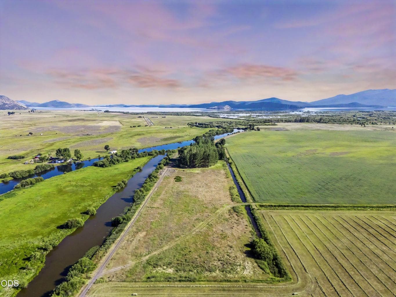 Photo of 32158 Modoc Point Road 4 of 43