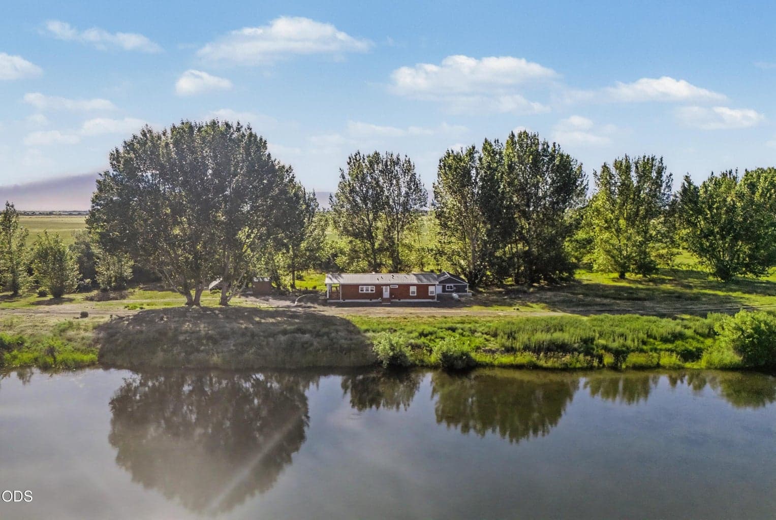Photo of 32158 Modoc Point Road 3 of 43