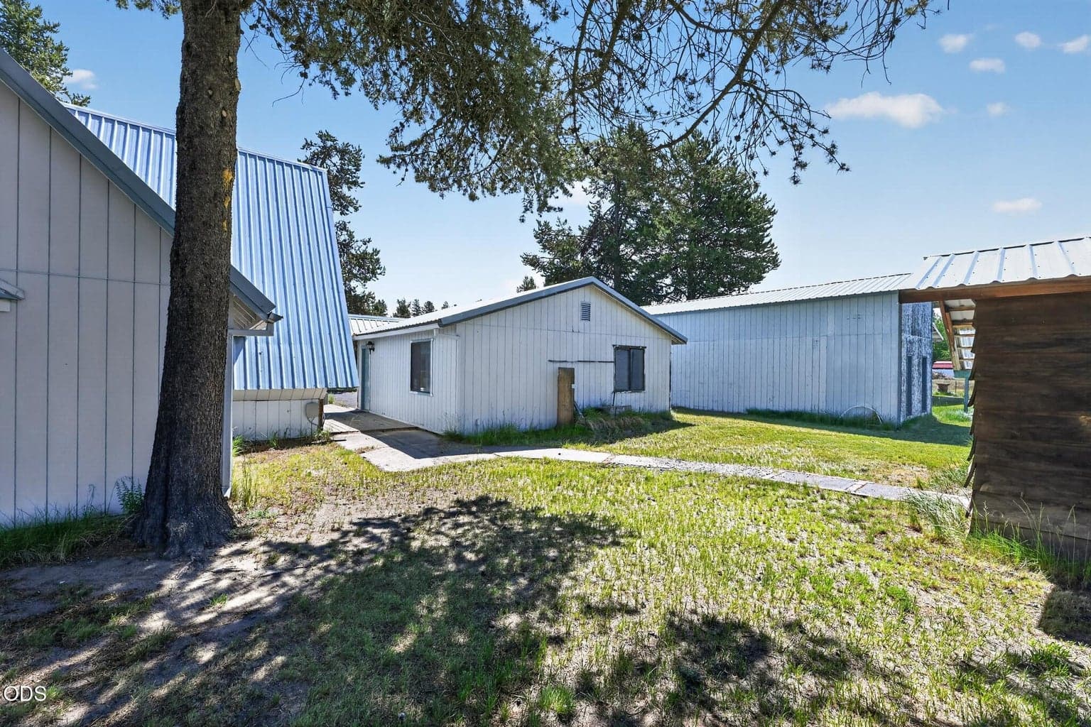 Photo of 53355 Bridge Drive 29 of 47