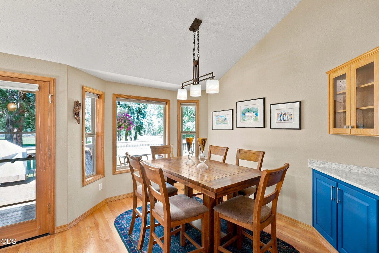 Photo of 20490 Timberline Court 10 of 36