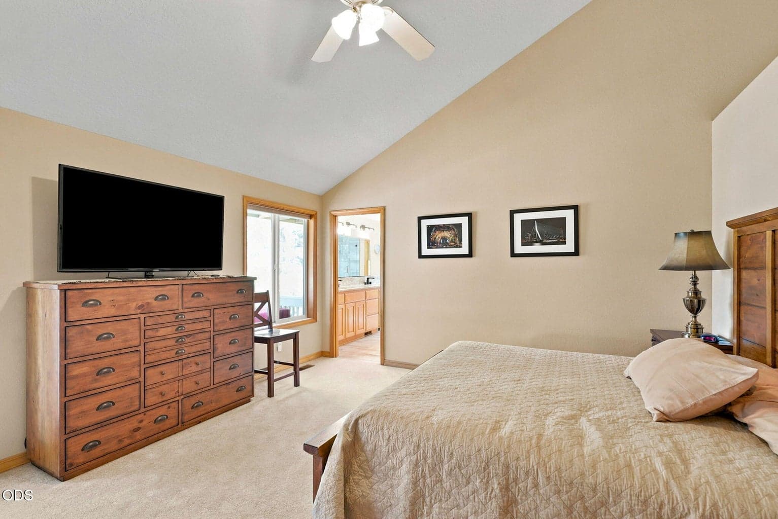 Photo of 20490 Timberline Court 16 of 36