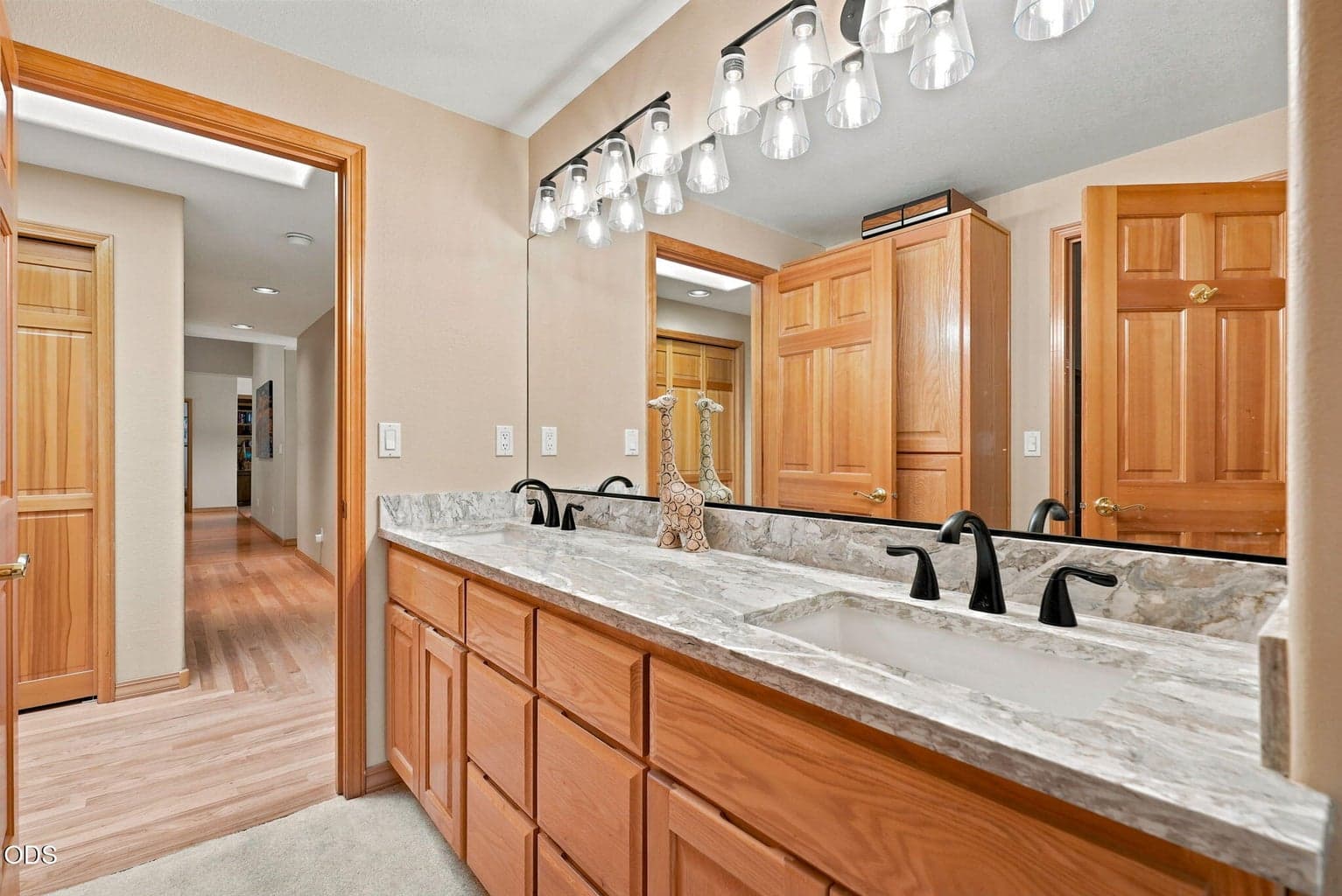 Photo of 20490 Timberline Court 23 of 36