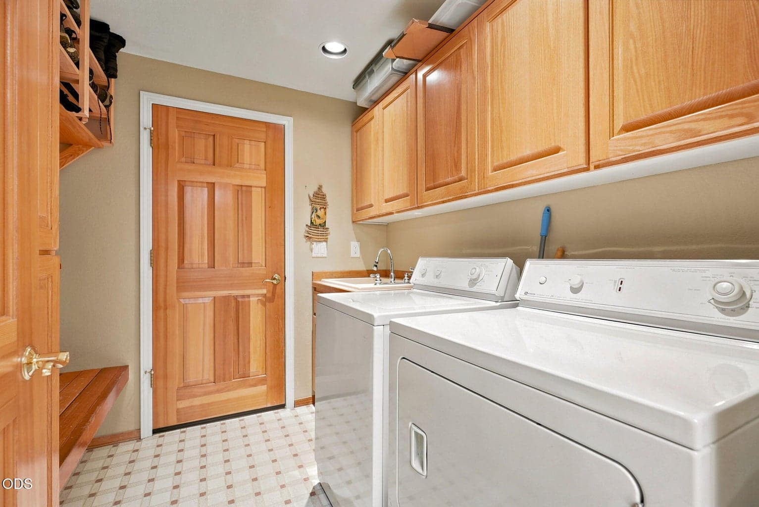 Photo of 20490 Timberline Court 27 of 36