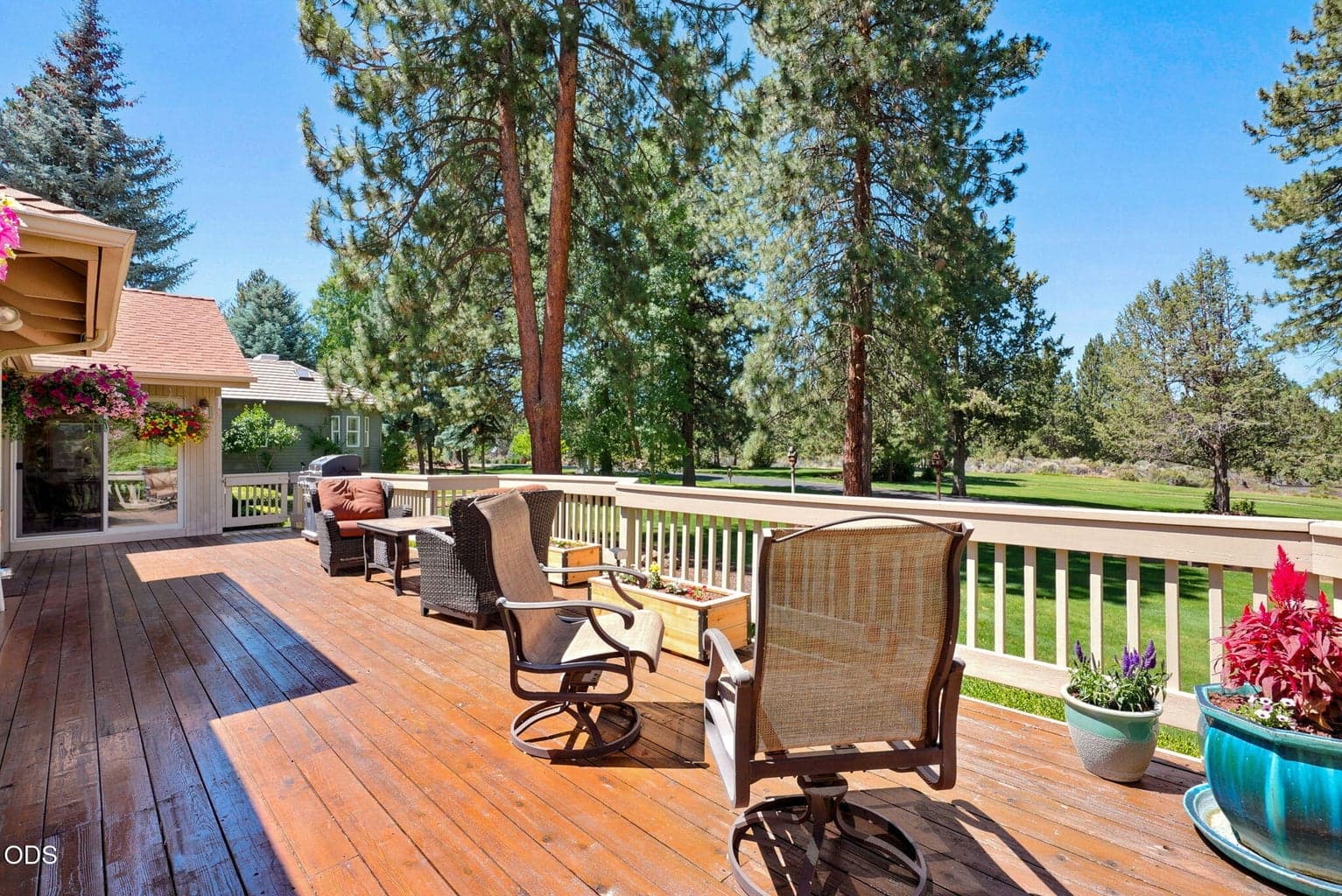 Photo of 20490 Timberline Court 28 of 36