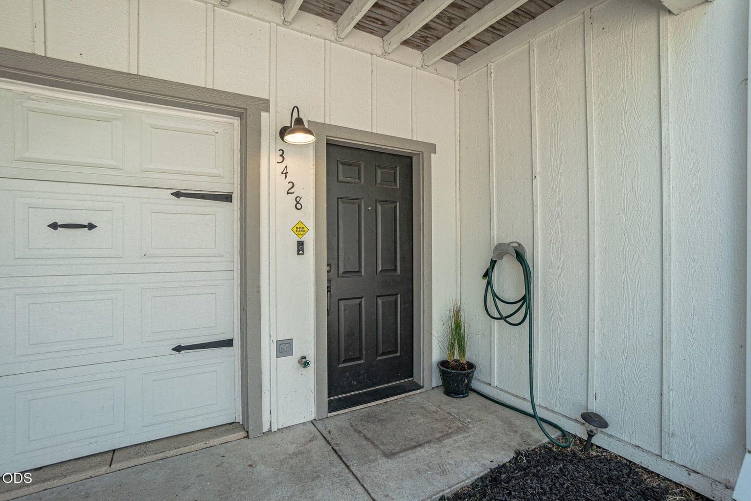 Photo of 3428 Sonny 3 of 24