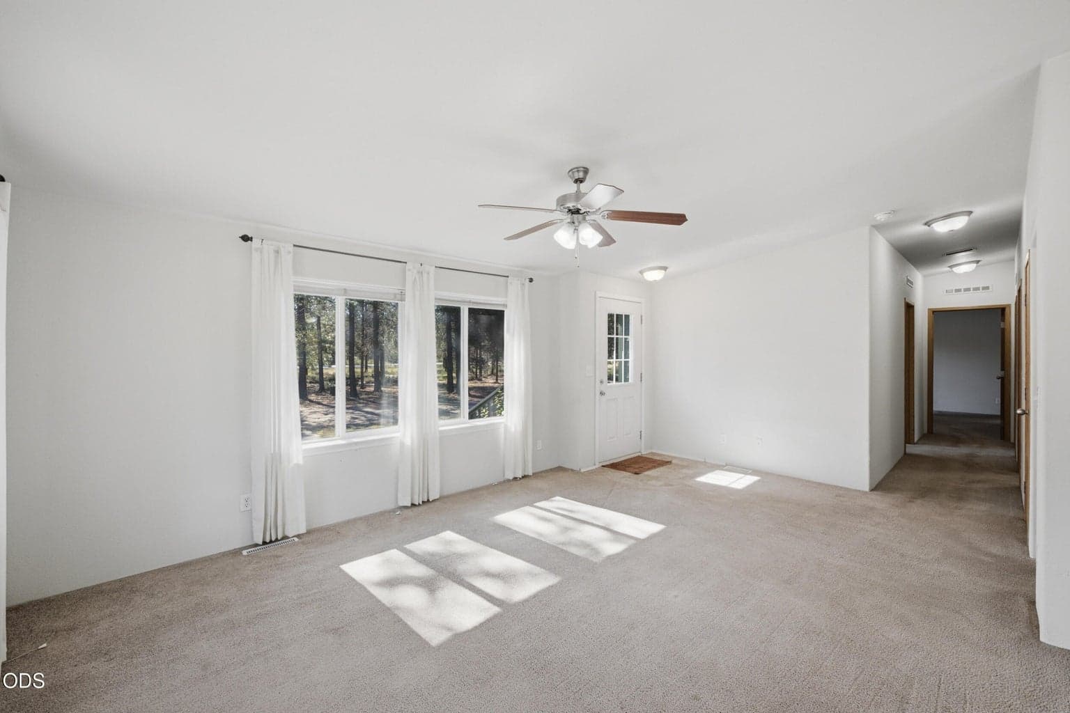 Photo of 52425 Meadow Lane 7 of 48