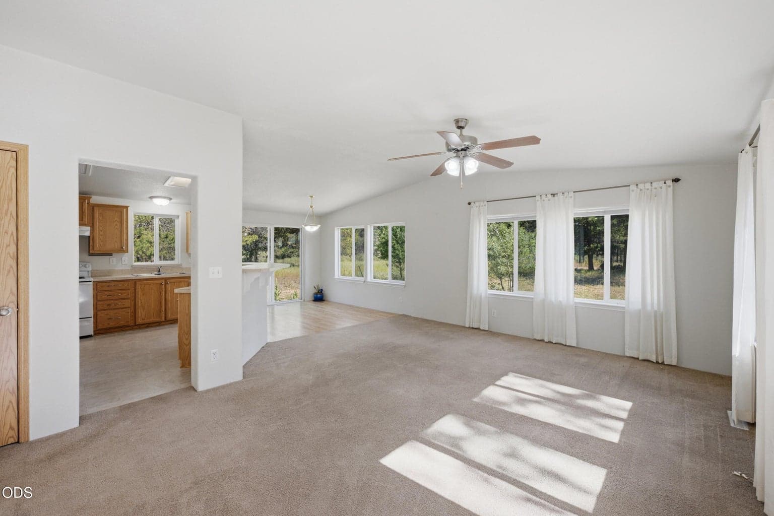 Photo of 52425 Meadow Lane 13 of 48