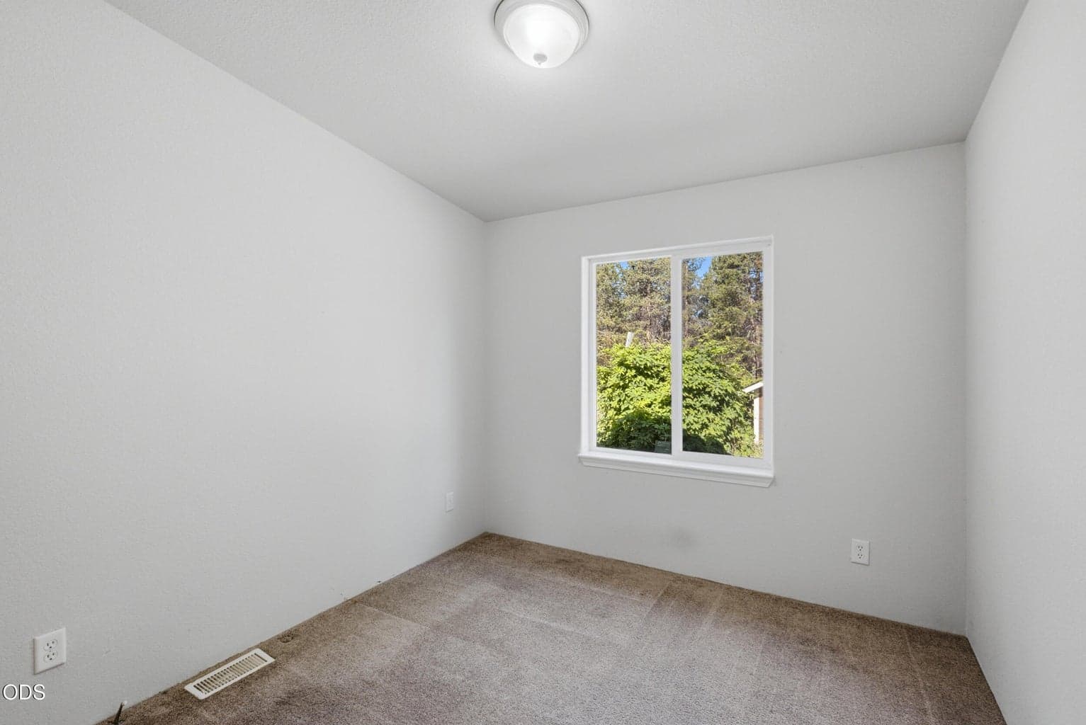 Photo of 52425 Meadow Lane 20 of 48