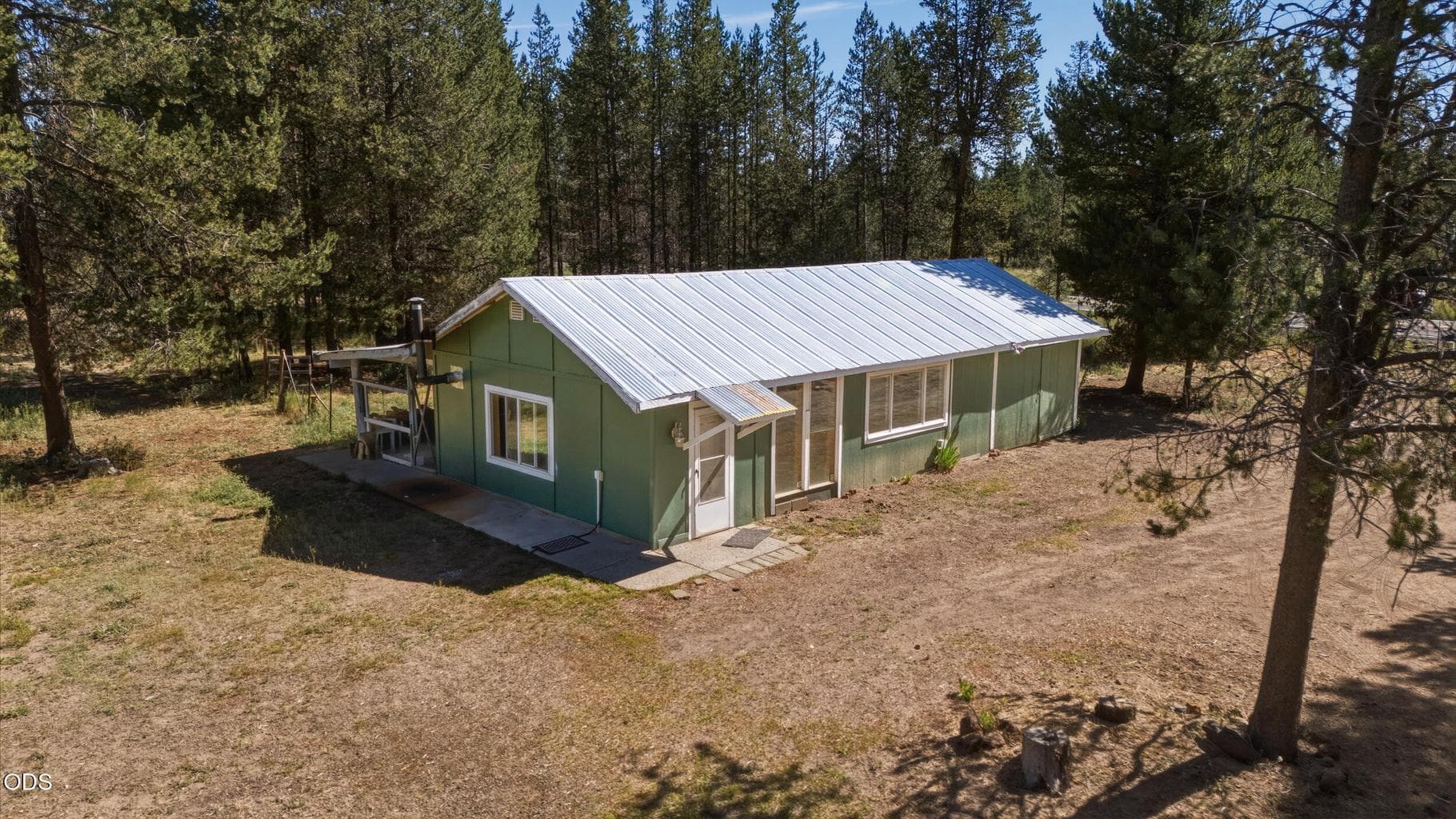 Photo of 52425 Meadow Lane 32 of 48