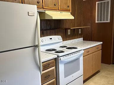 Photo of 4014 Delaware 2 of 2