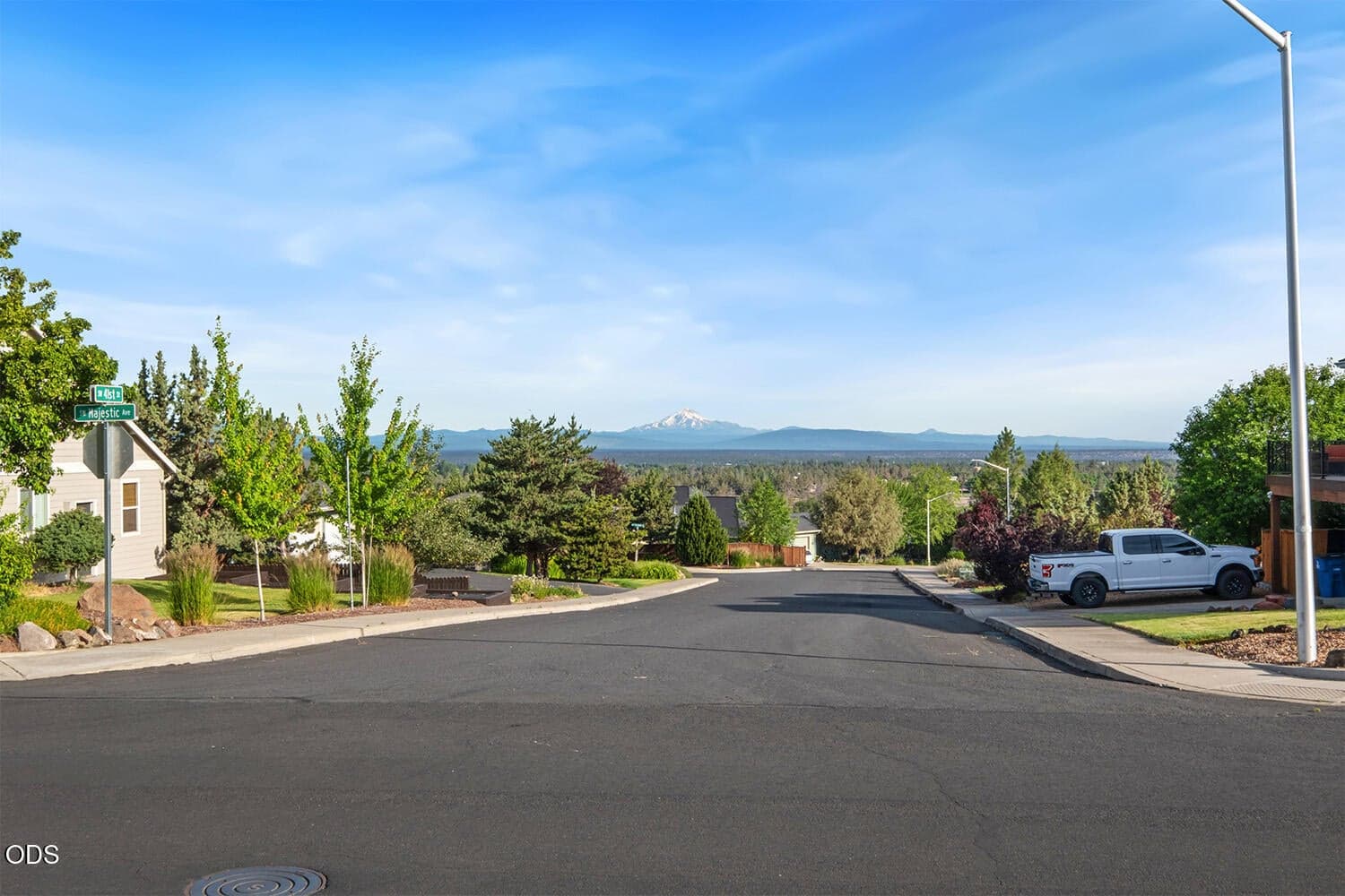 Photo of 4022 Majestic 5 of 43