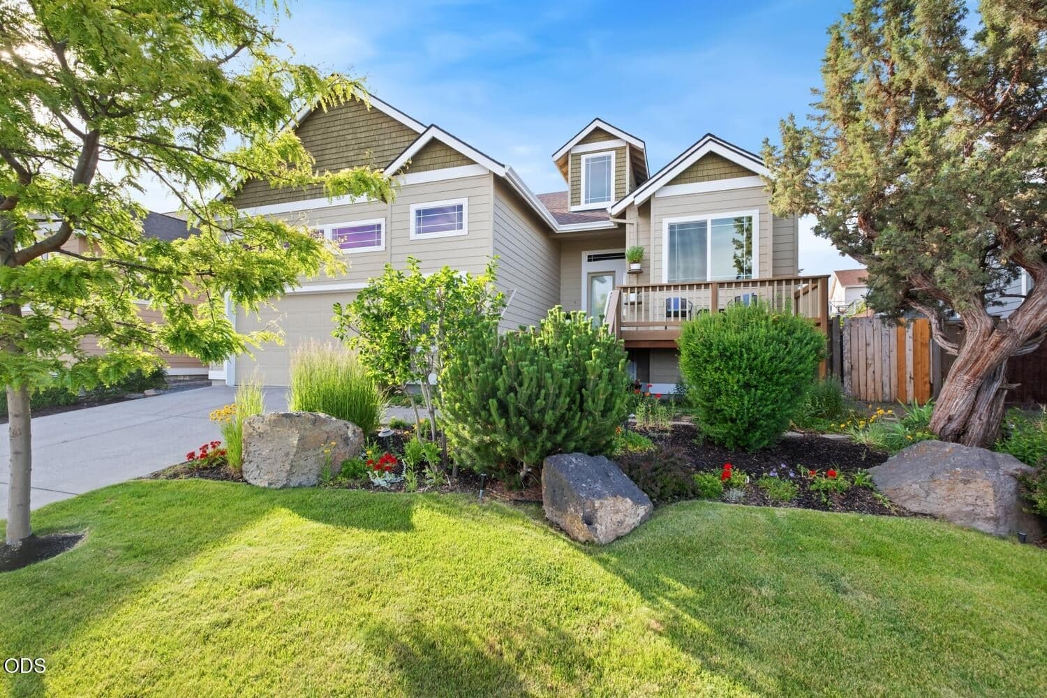 Photo of 4022 SW Majestic Avenue 41 of 52