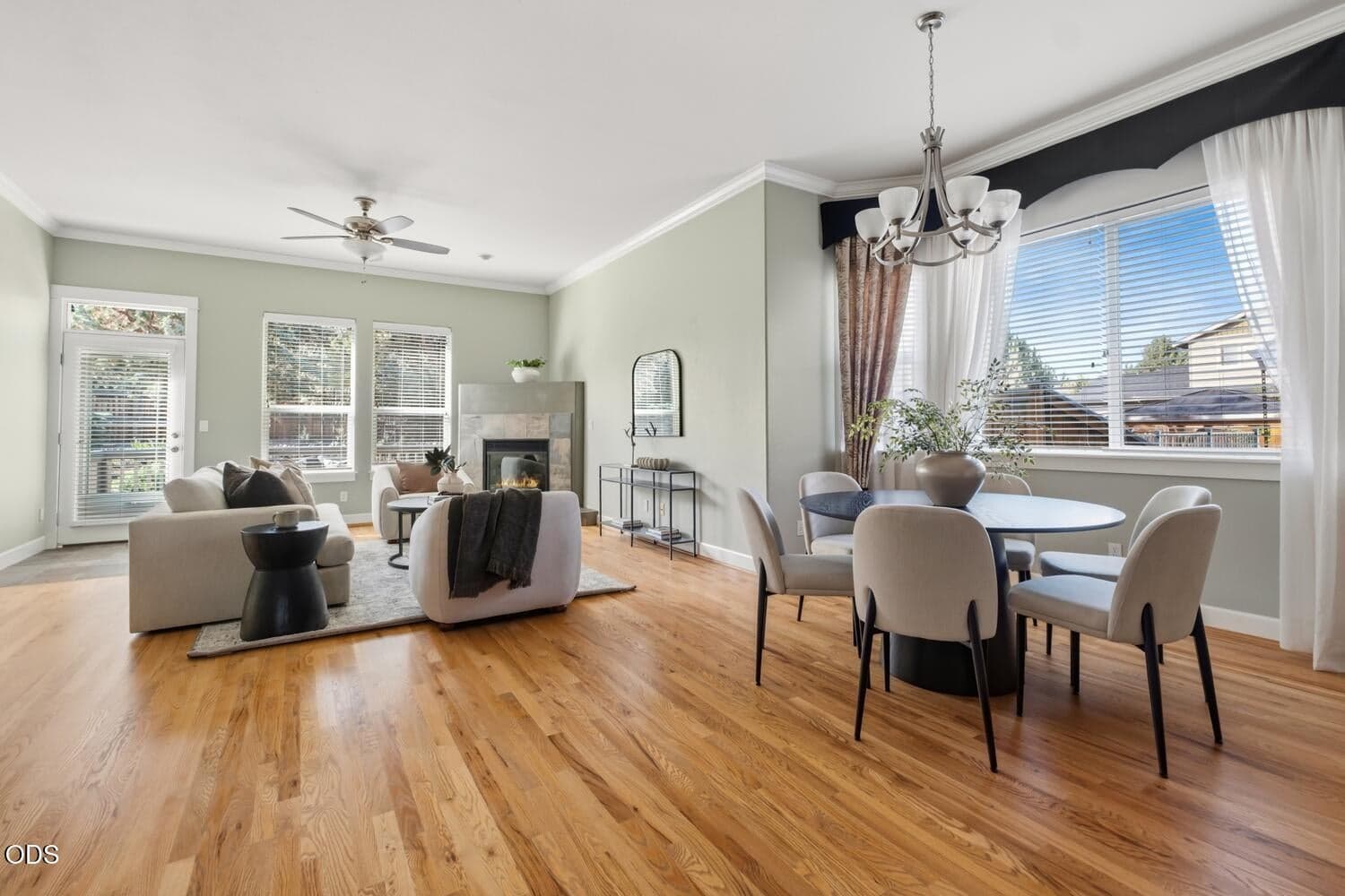 Photo of 4022 SW Majestic Avenue 15 of 52